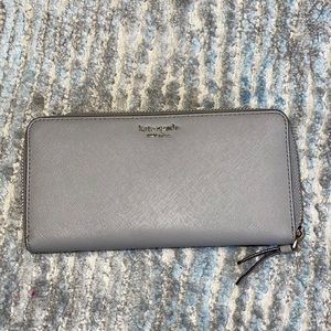 Kate Spade Gray Wallet